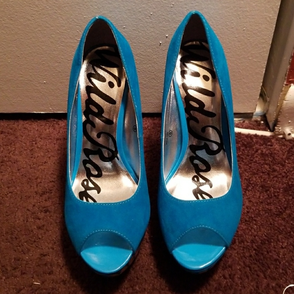 New pumps - Picture 2 of 6